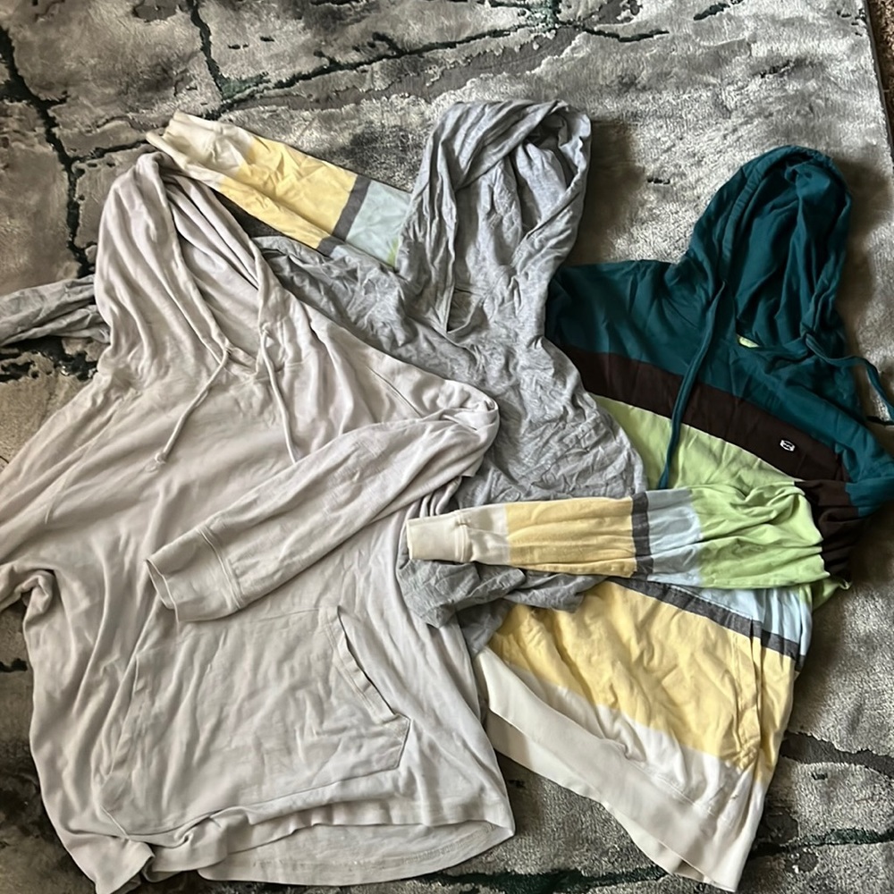 Bundle 3 EUC 100% Cotton Hoodie Tees